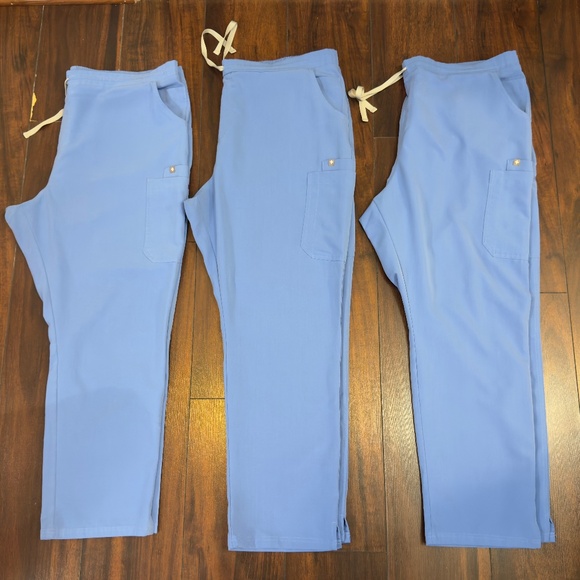 FIGS Scrub Pants Bundle (3 pairs) - Picture 1 of 8